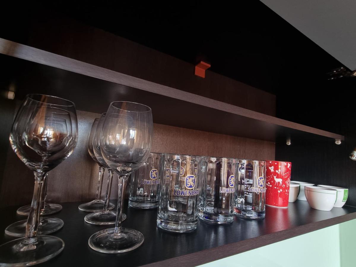 Moonshine Apartament Tirana Esterno foto